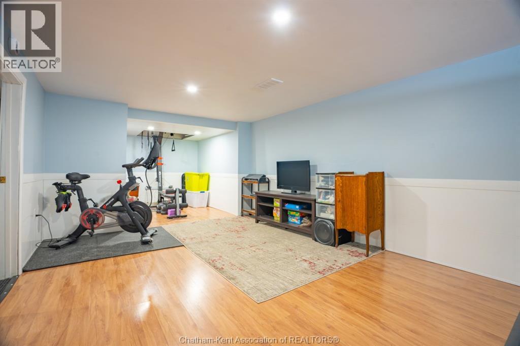 7138 Benoit DRIVE - 33