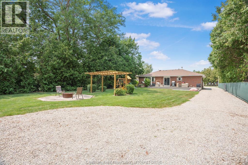 7138 Benoit DRIVE - 39