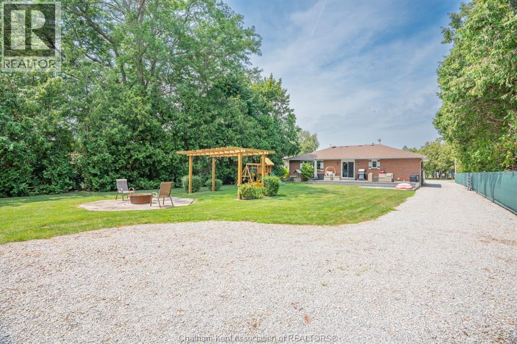 7138 Benoit DRIVE - 49
