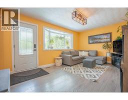 2pc Bathroom - 7138 Benoit Drive, Grande Pointe, ON N0L2P0 Photo 8