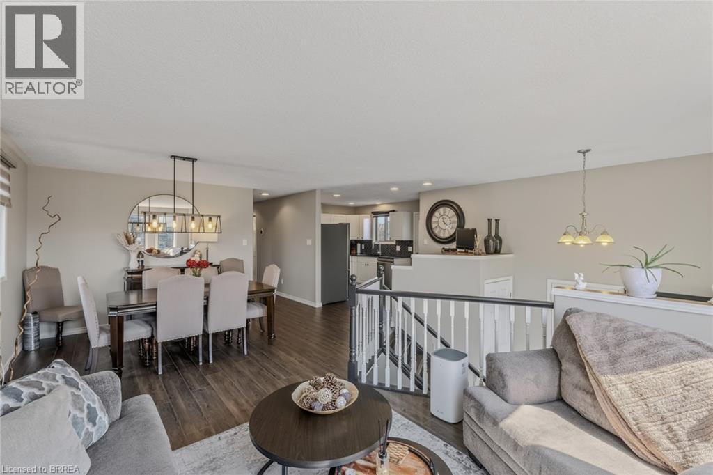 5 RICHTER Street - 7