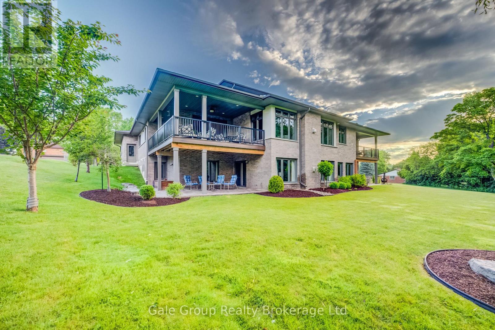 8 PITTOCK PARK ROAD - Image 46