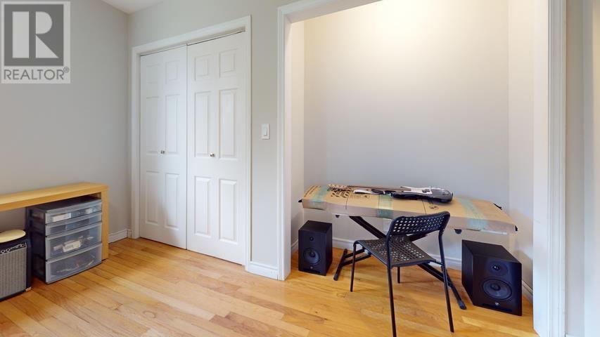 200 Watson RD - 33