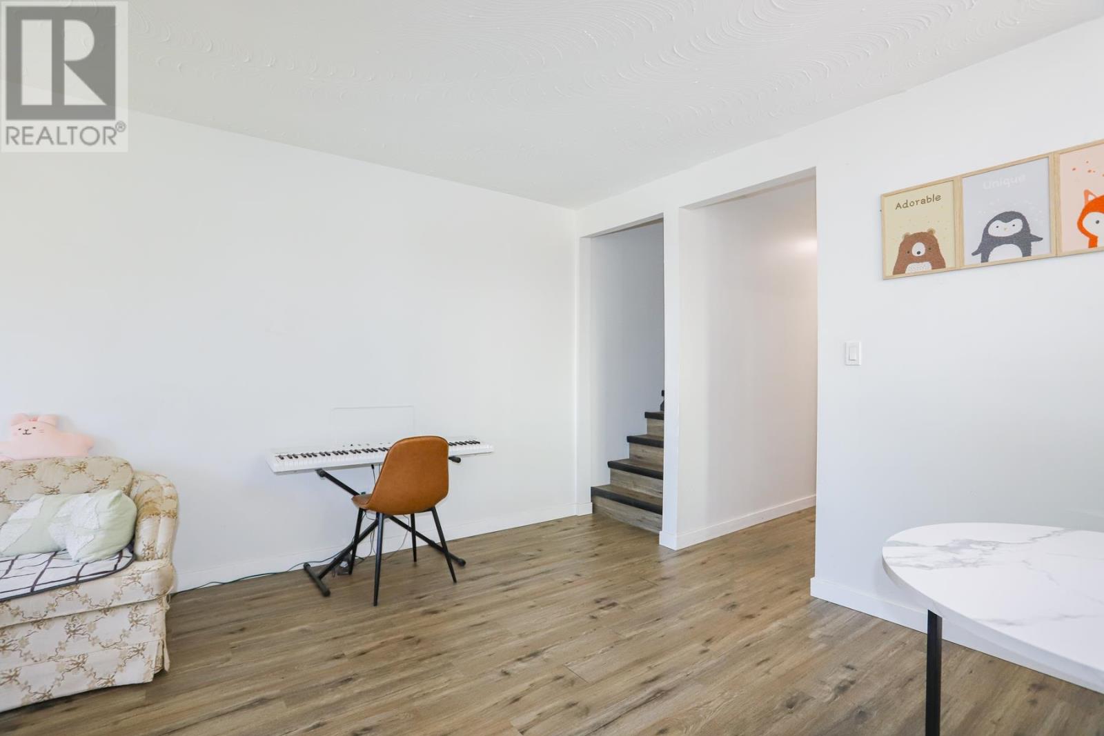 155 Sutton PL - 11