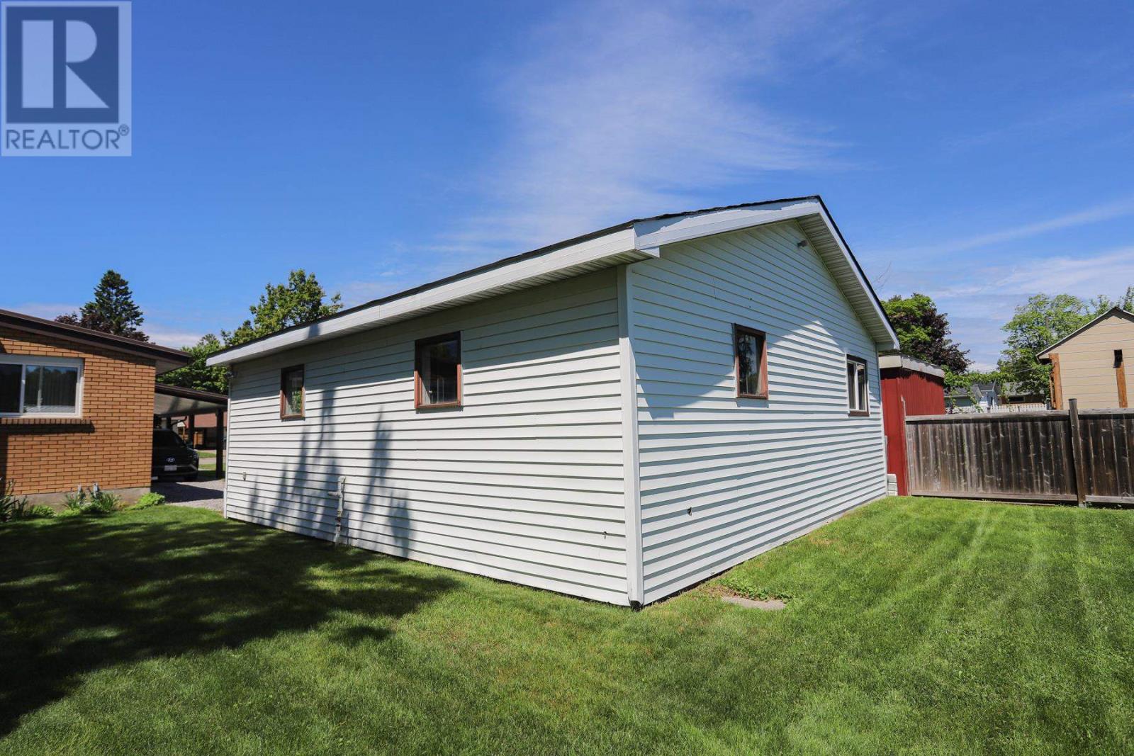 52 Indiana DR - 46