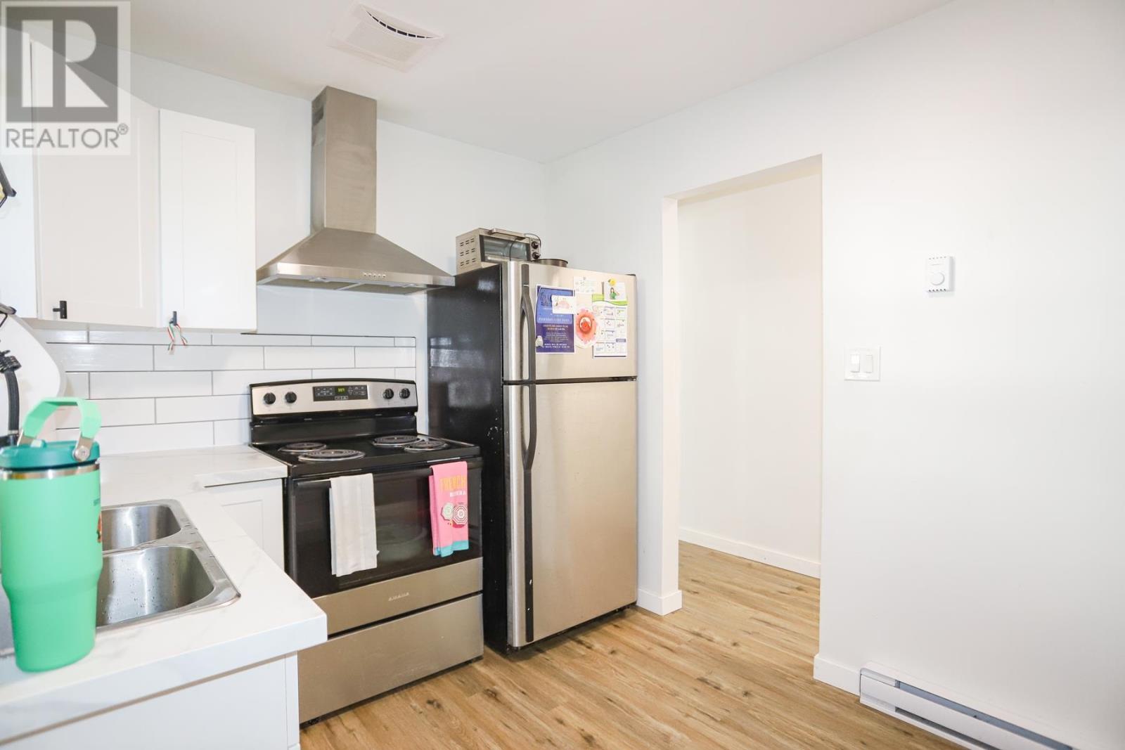 155 Sutton PL - 15
