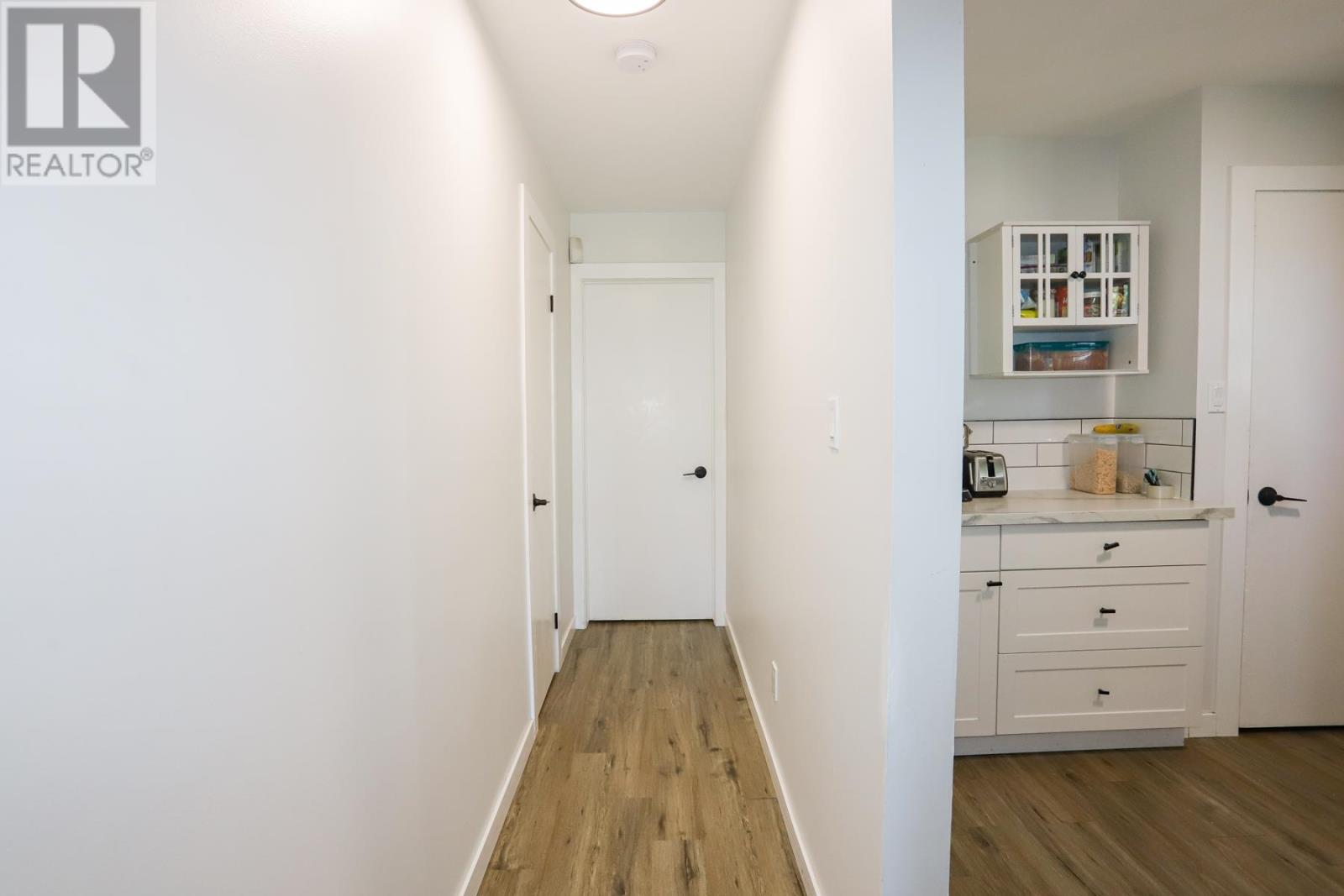 155 Sutton PL - 18