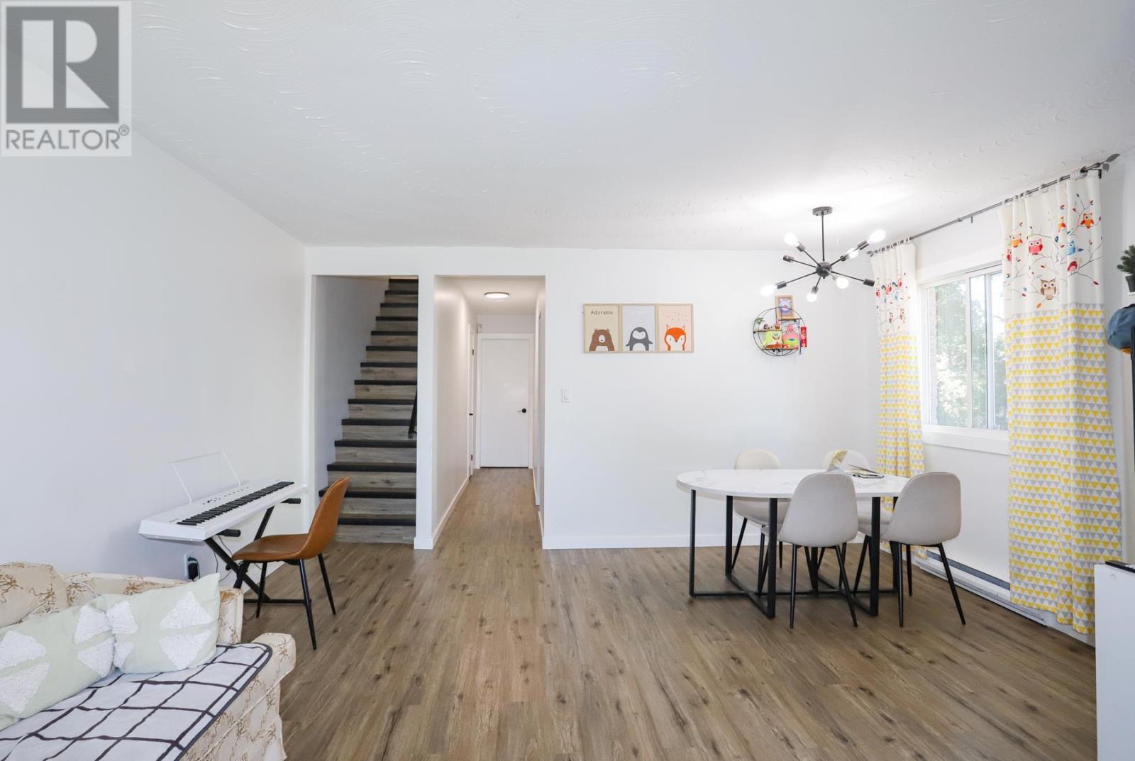 155 Sutton PL - 20
