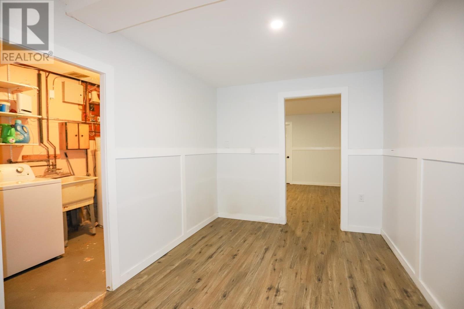 155 Sutton PL - 30