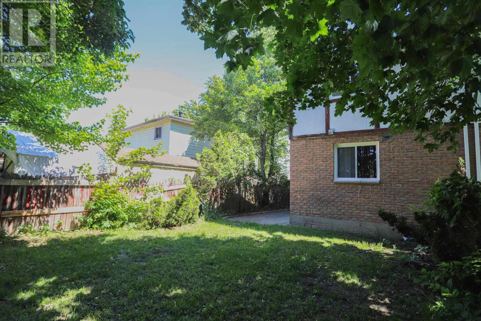 155 Sutton PL - 38