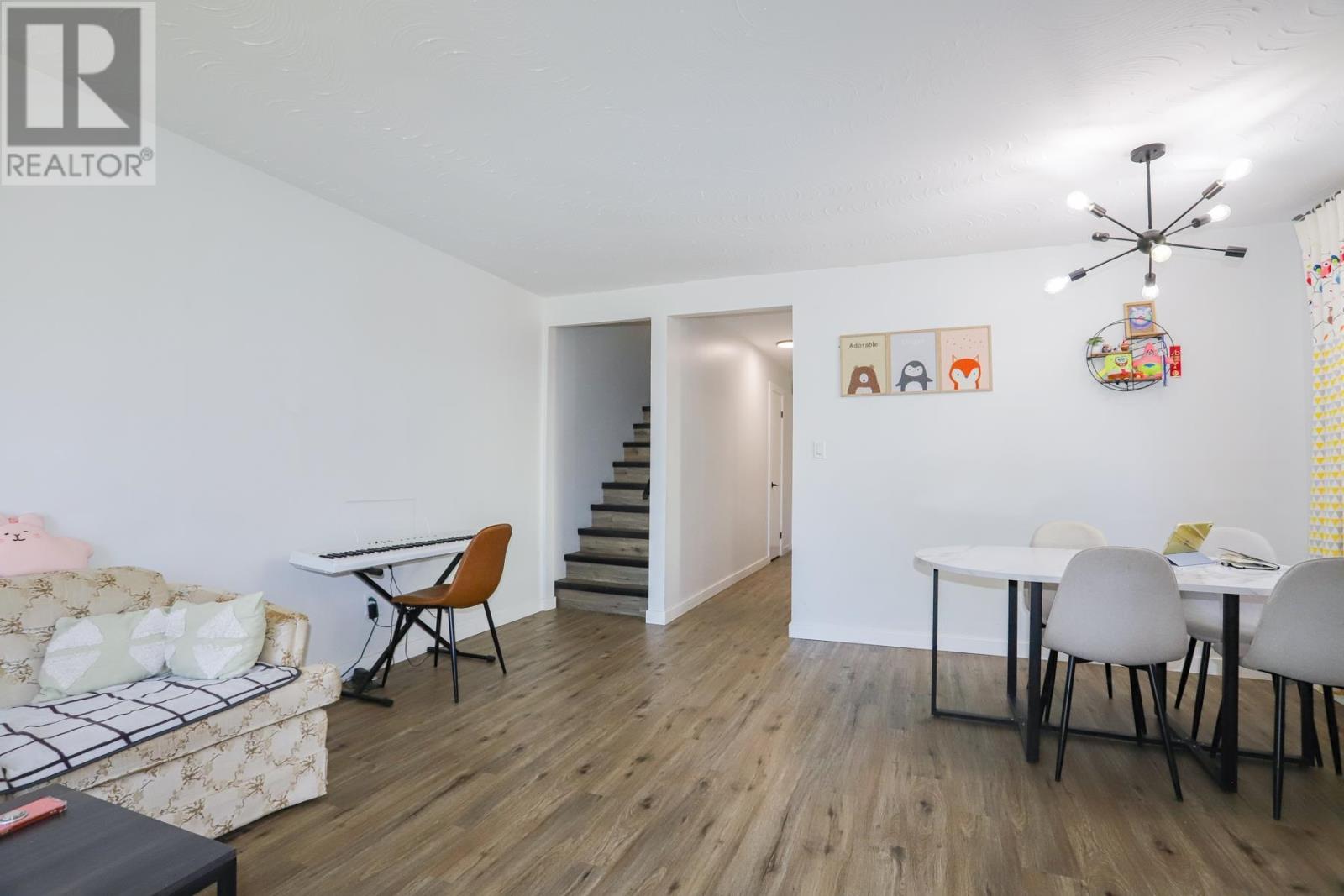 155 Sutton PL - 21