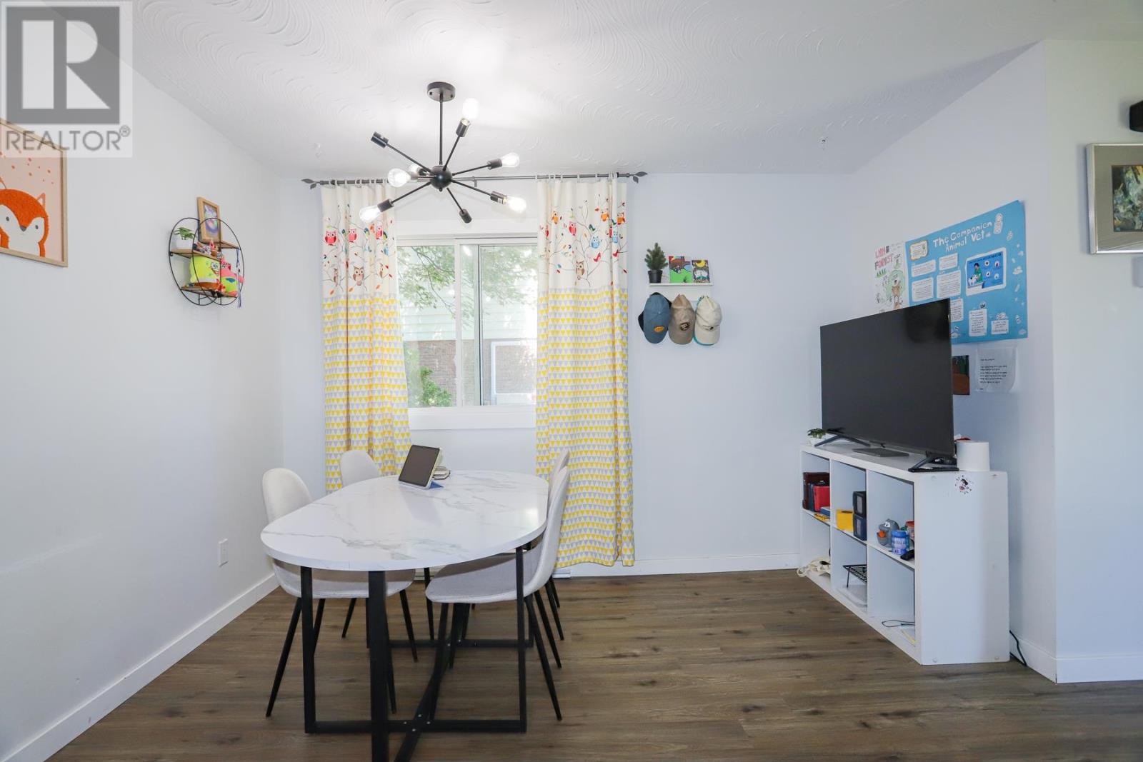 155 Sutton PL - 9
