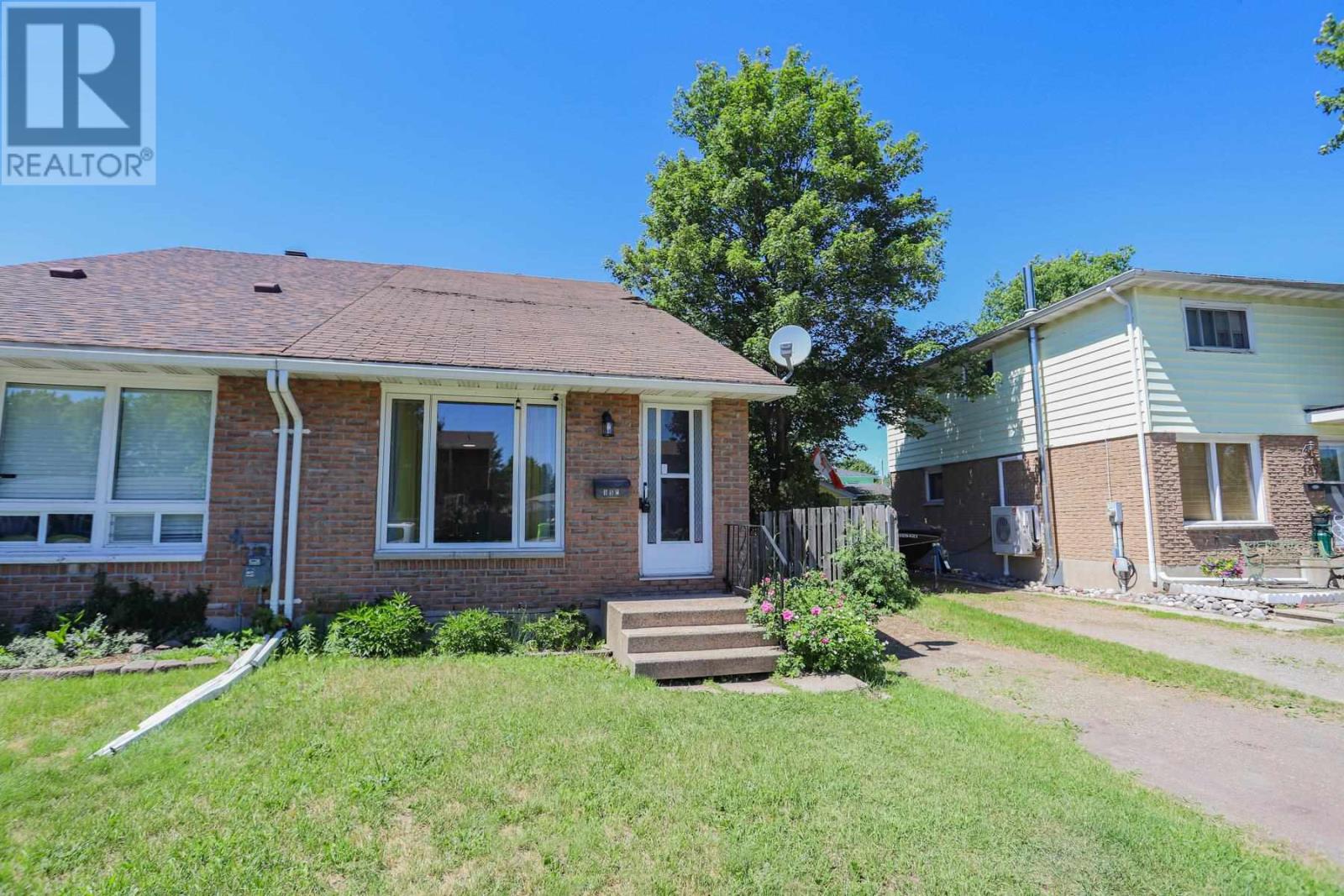 155 Sutton PL - 4
