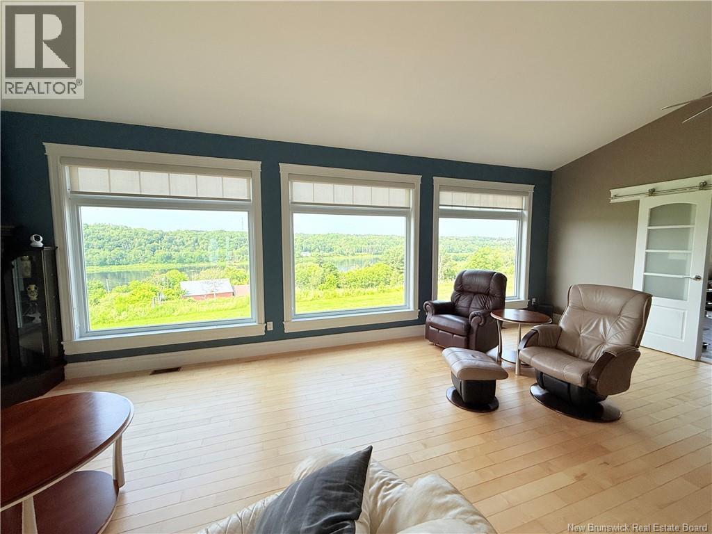52 McMullin Road - 19