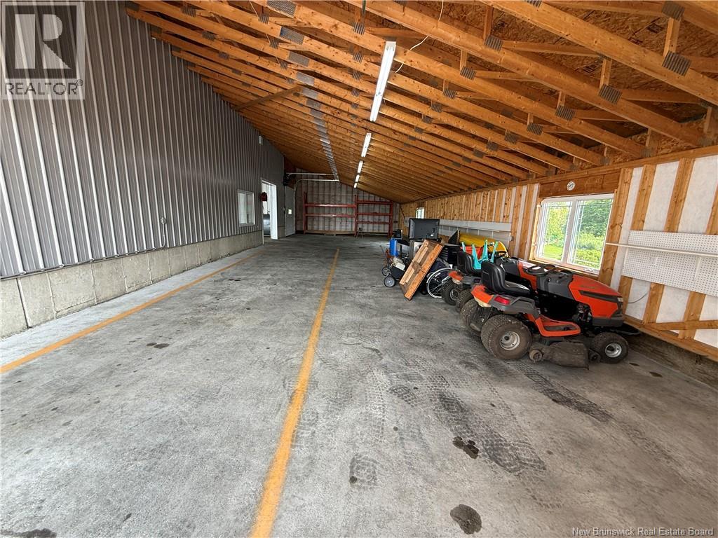 52 McMullin Road - 44