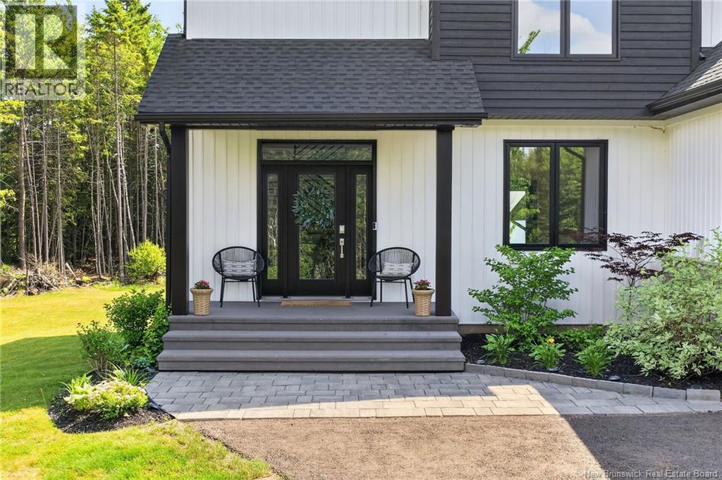 71 Isabelle Avenue - Image 3