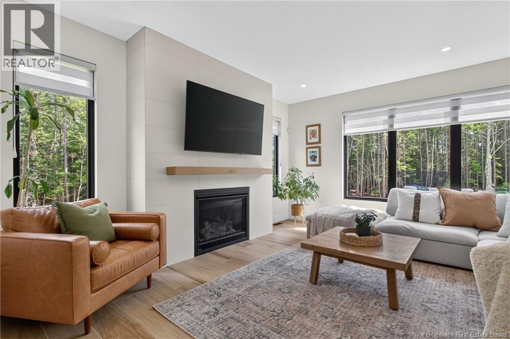 71 Isabelle Avenue - Image 11