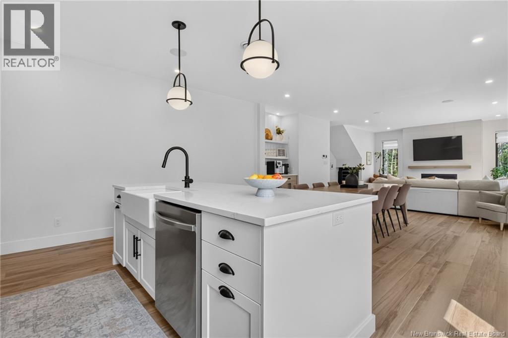 71 Isabelle Avenue - Image 16