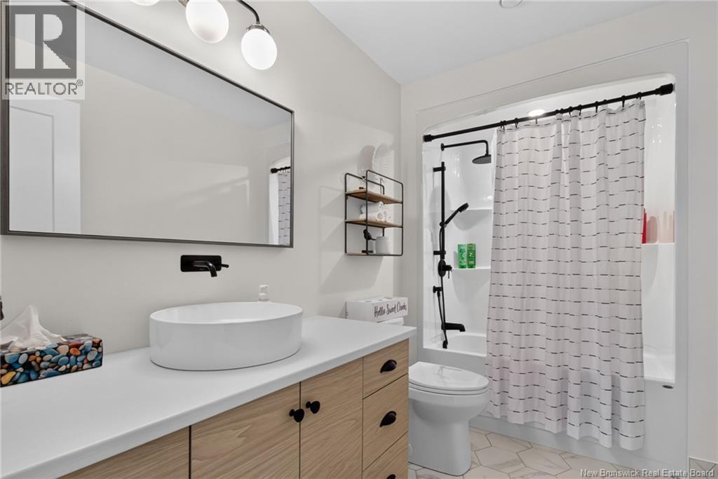 71 Isabelle Avenue - Image 30