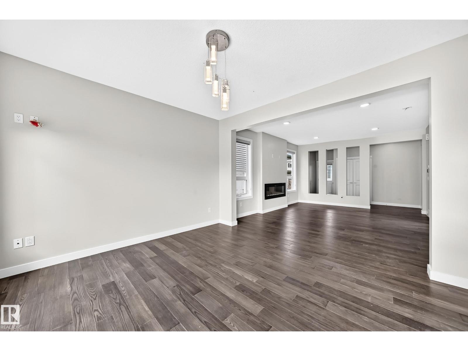 2265 57 ST SW SW - 17