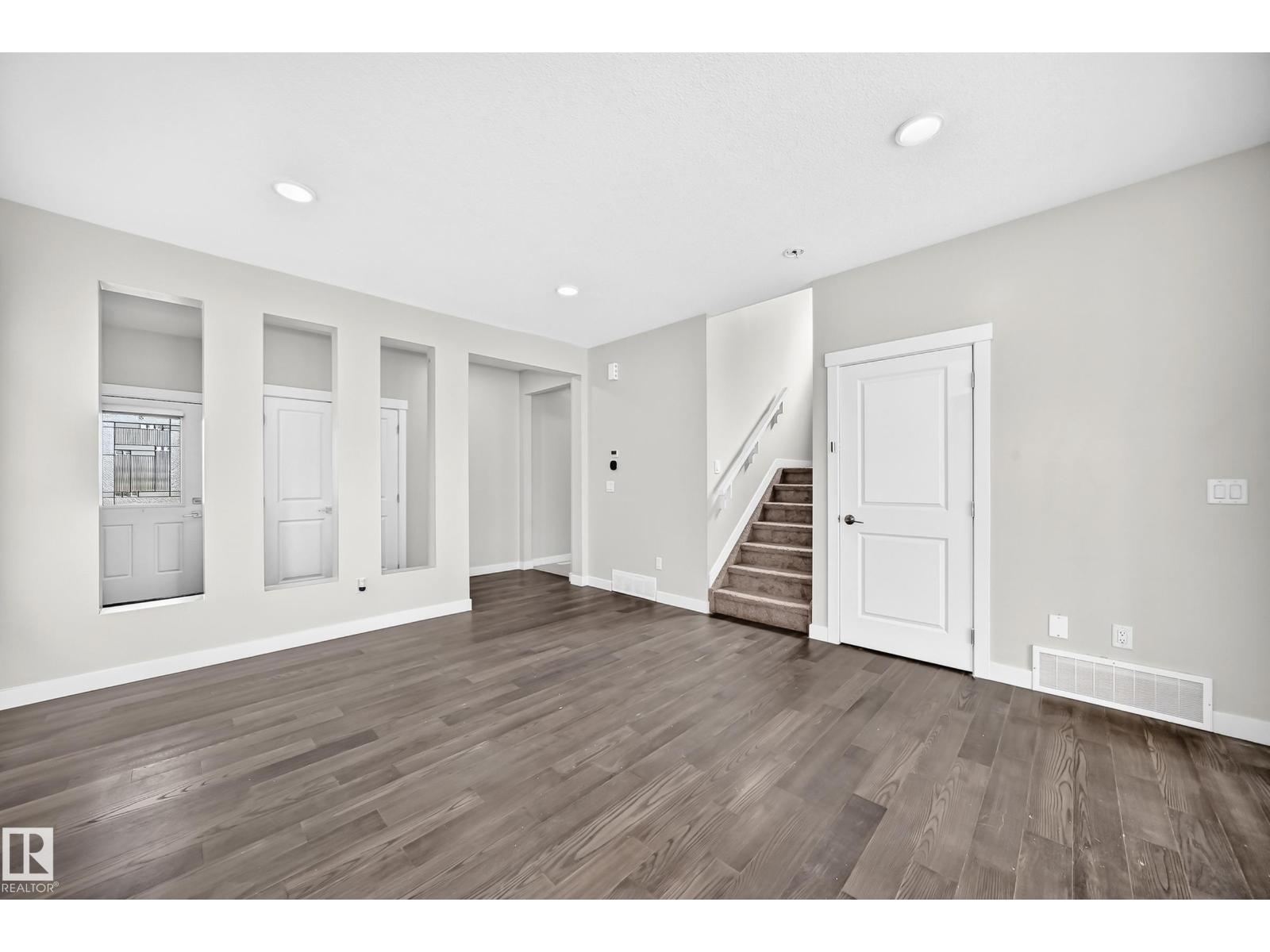 2265 57 ST SW SW - 19