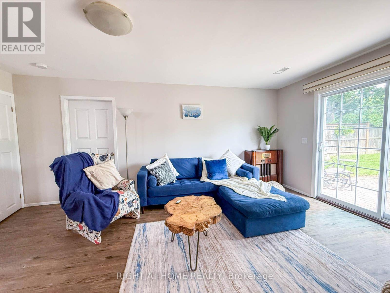 2623 KAYMAR CRESCENT - Image 17
