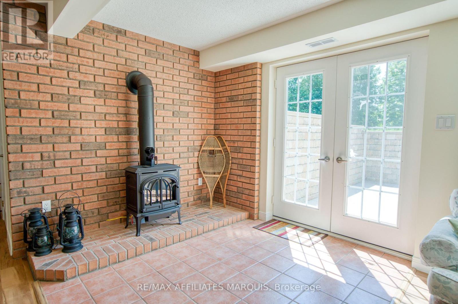 79 TROTTERS LANE - Image 27