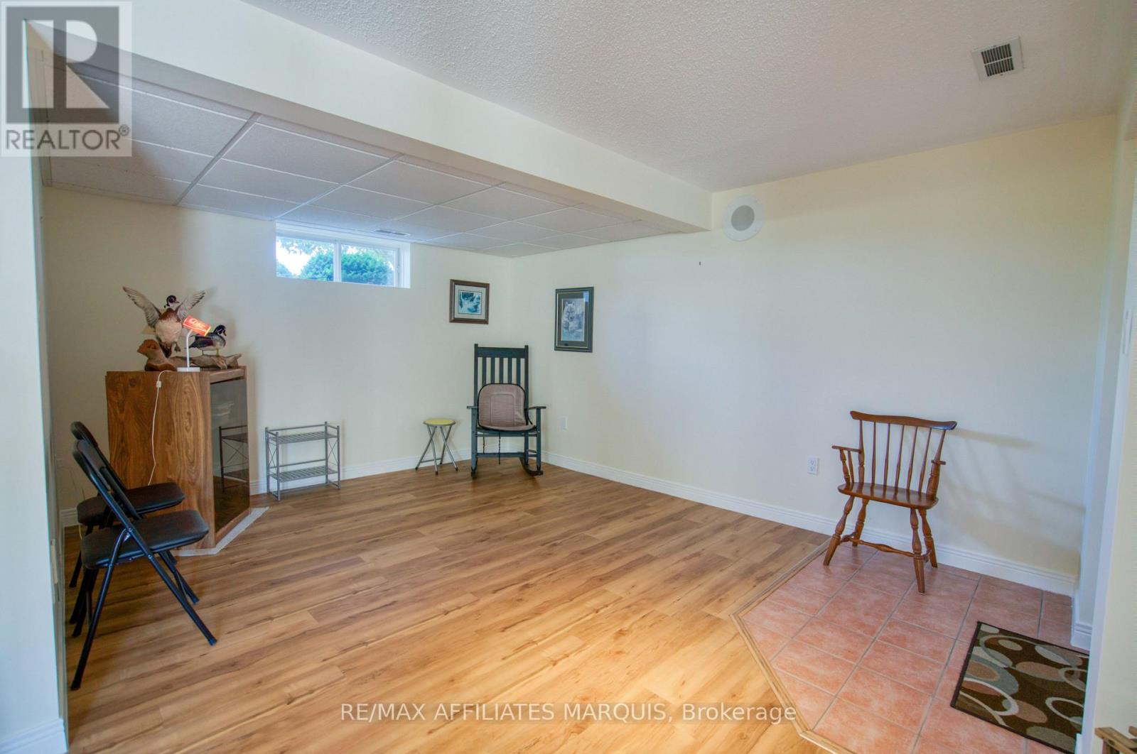 79 TROTTERS LANE - 34
