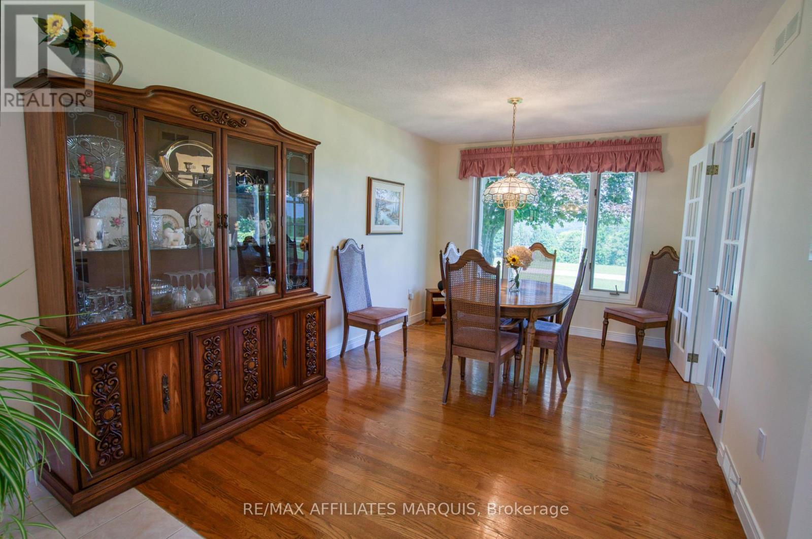 79 TROTTERS LANE - Image 7