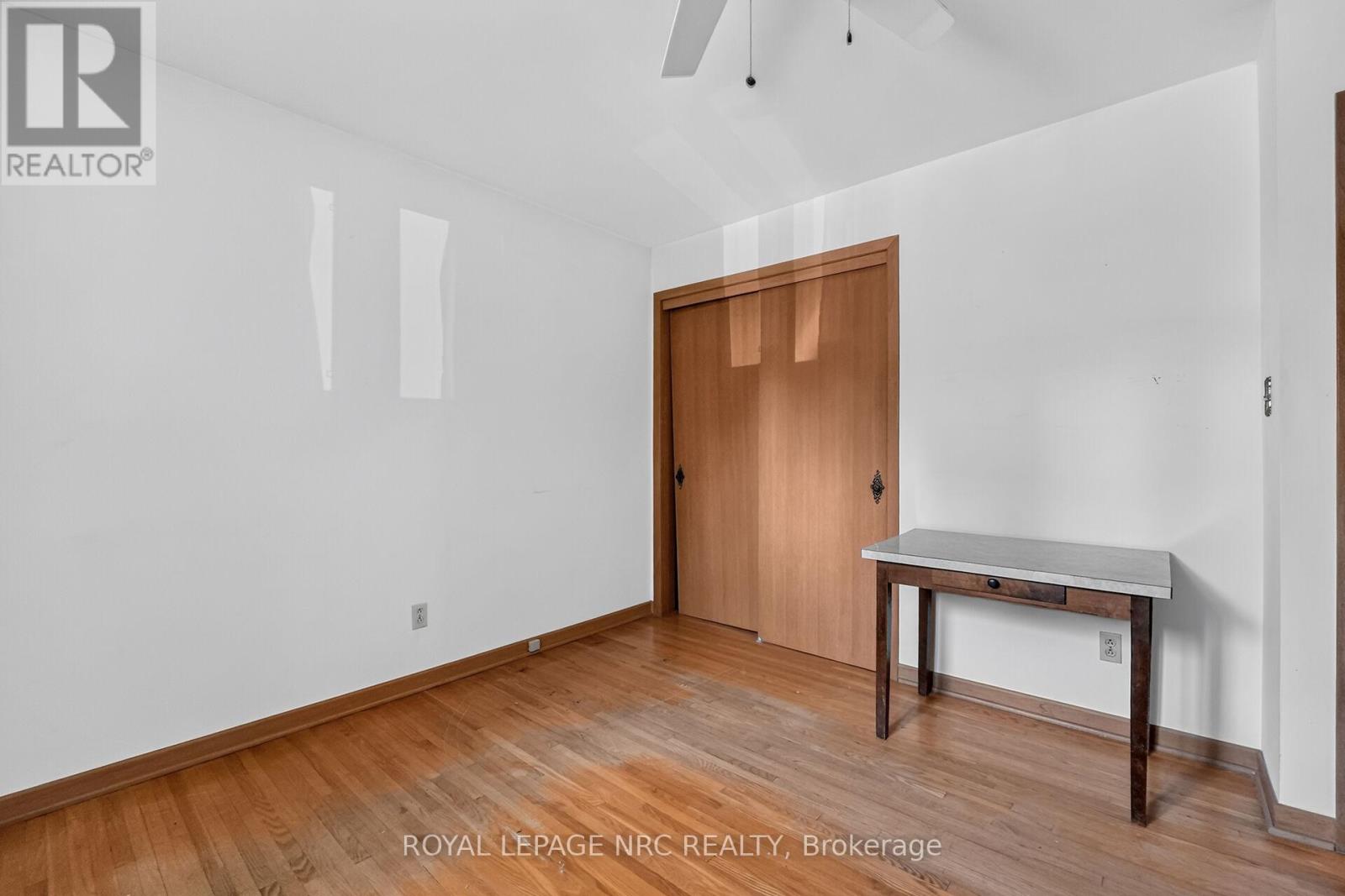 17 ST. LOUIS PLACE - 17