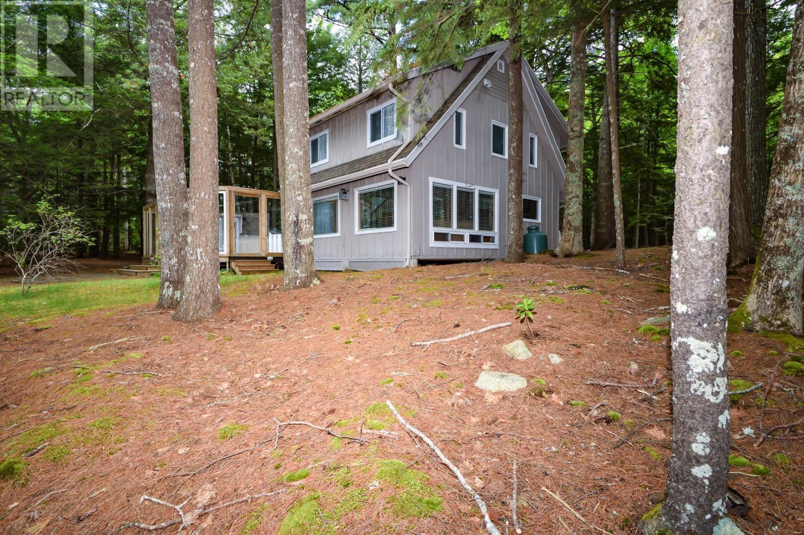 539 Canoe Island Road - 2