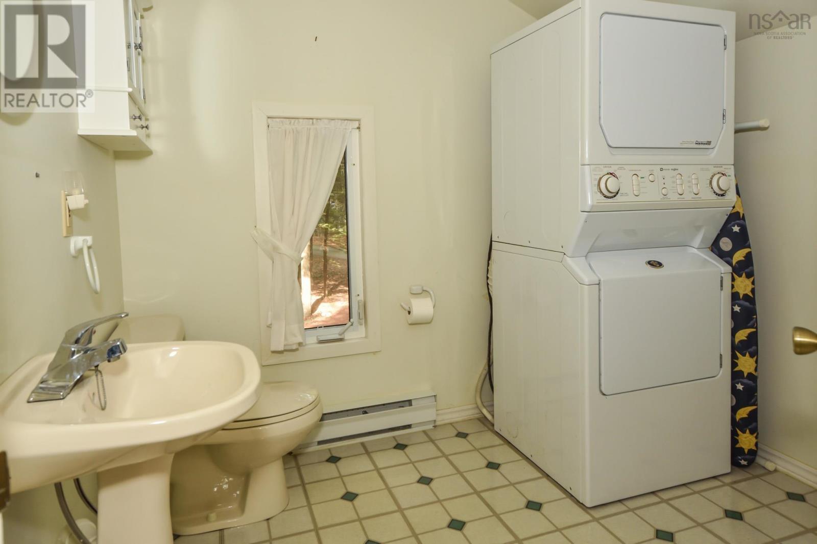 539 Canoe Island Road - 21