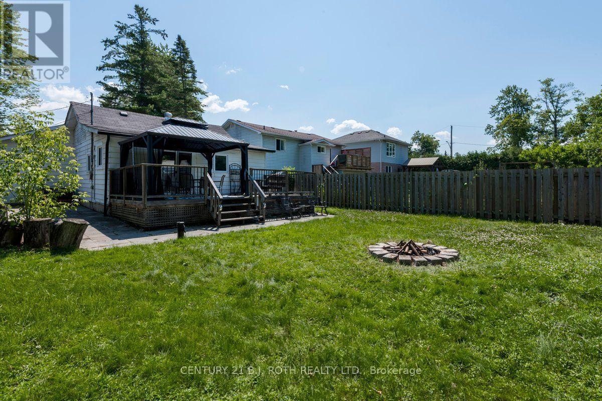 922 ELIZABETH AVENUE - 20
