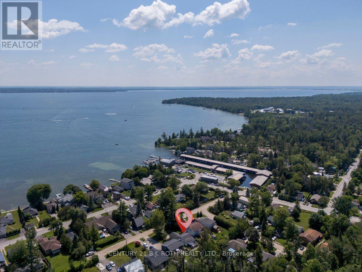 922 ELIZABETH AVENUE - 4
