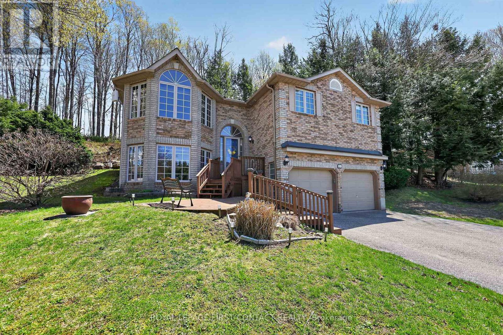 23 MCFADDEN DRIVE - 2