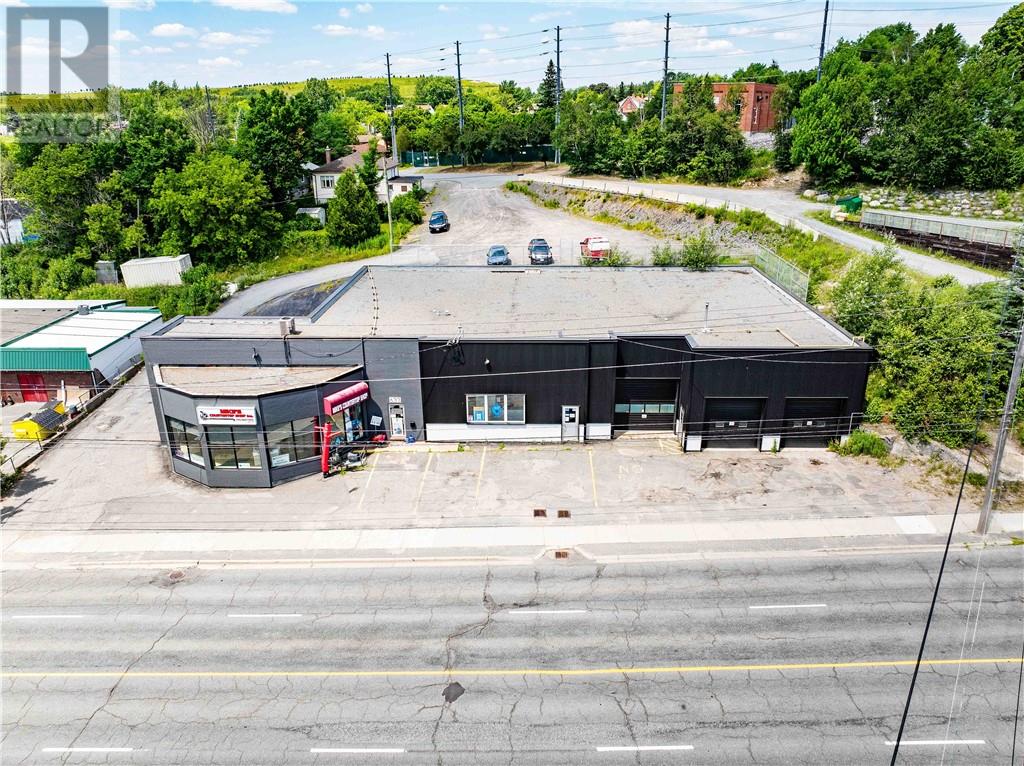 633 Lorne Street Unit# 105