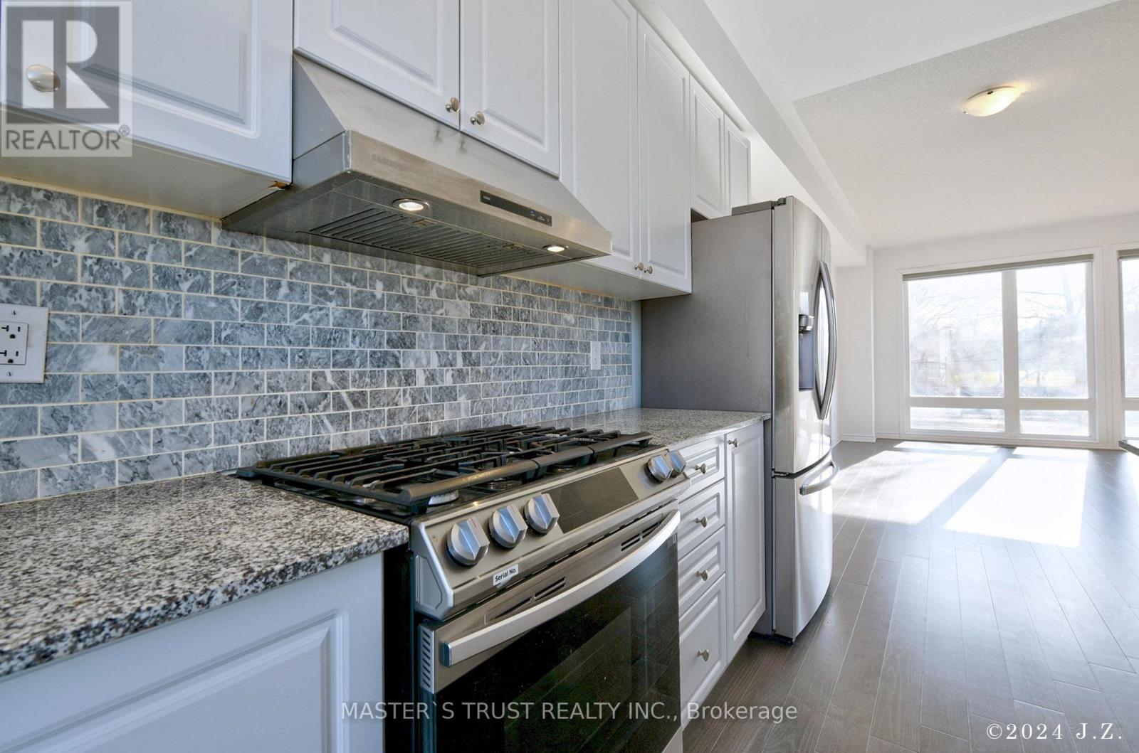 2501 LITTLEFIELD CRESCENT - 12