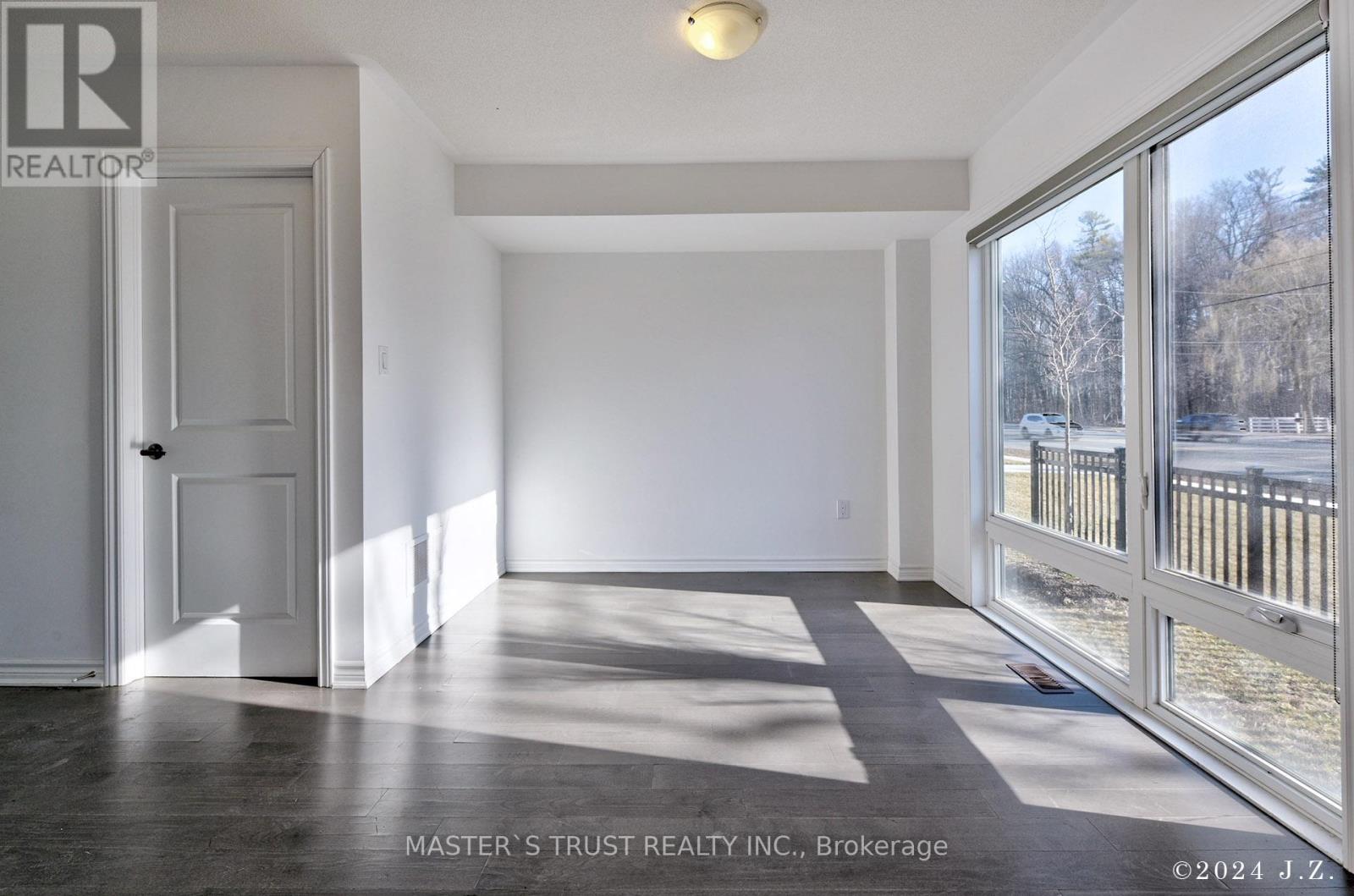 2501 LITTLEFIELD CRESCENT - 5