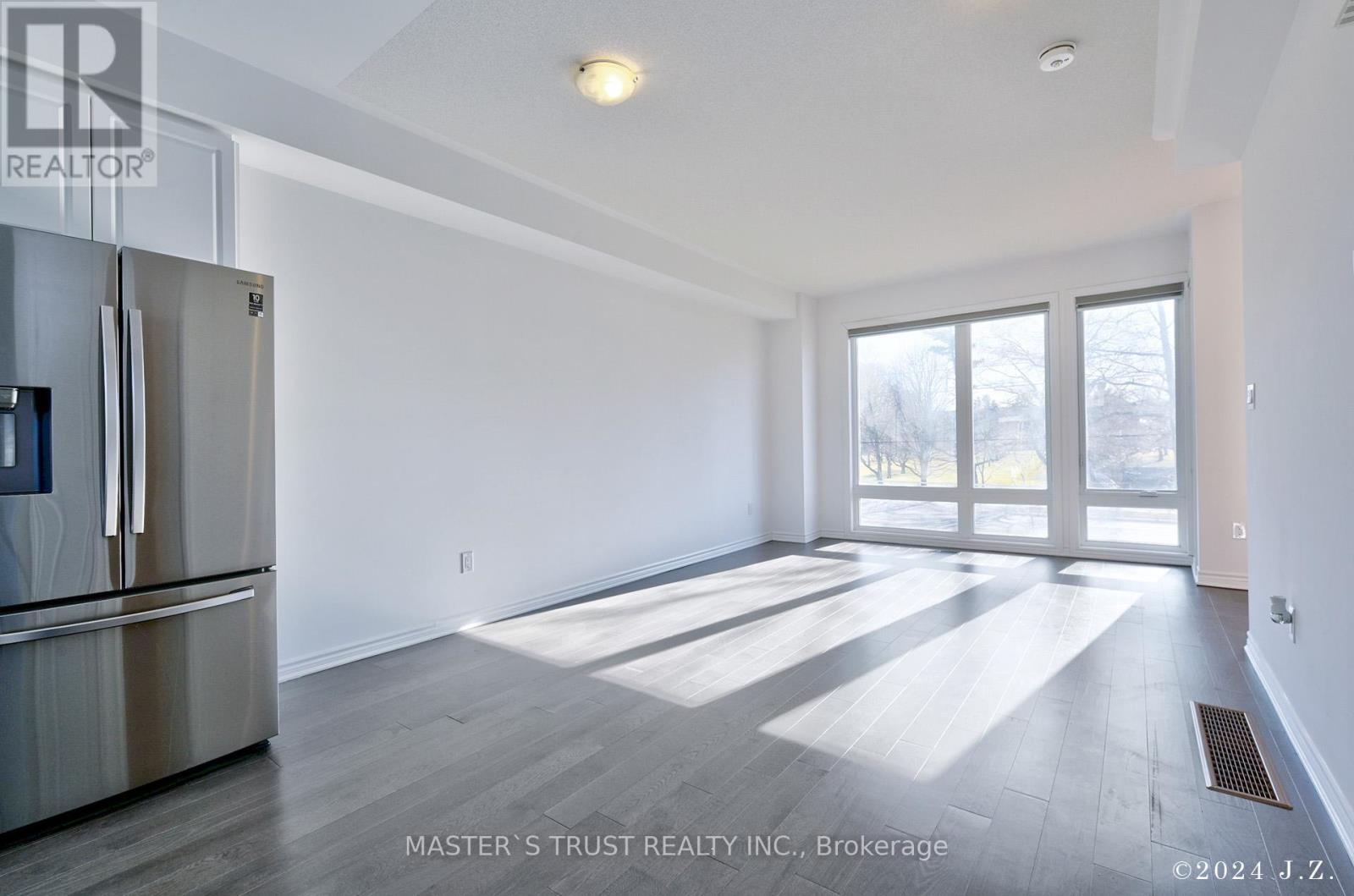 2501 LITTLEFIELD CRESCENT - 9