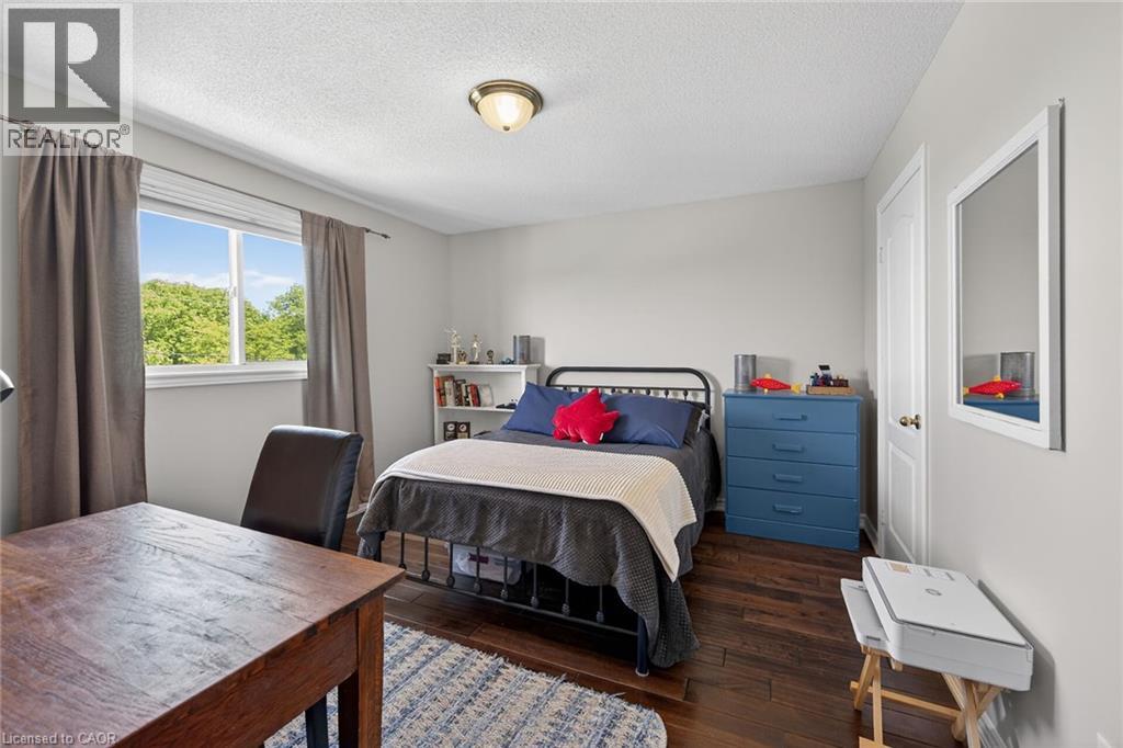 60 DUNROBIN Drive - Image 22