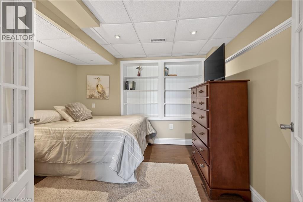 60 DUNROBIN Drive - Image 31