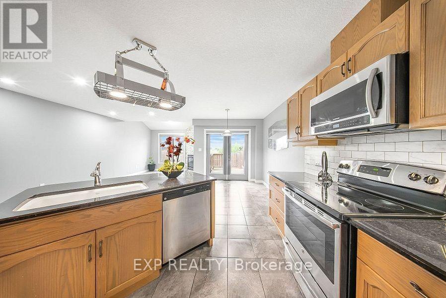 1441 DUNKIRK AVENUE - 18