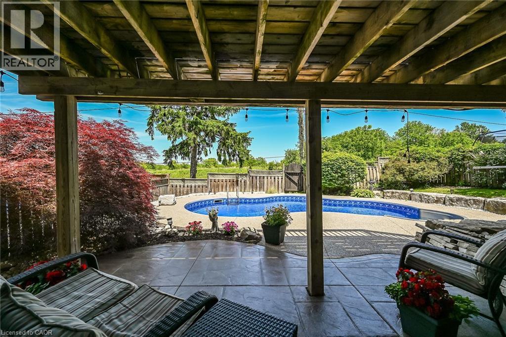 60 DUNROBIN Drive - Image 42