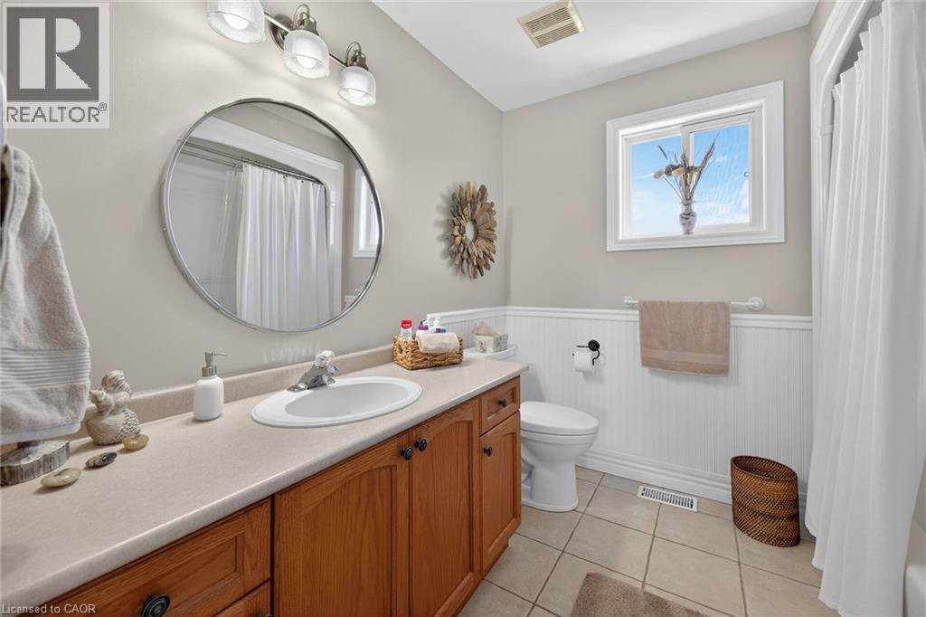 60 DUNROBIN Drive - Image 23