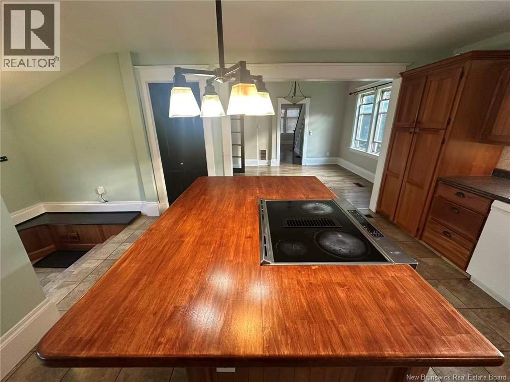 203 Mountain Road - 23
