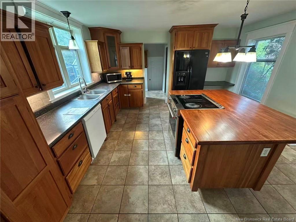 203 Mountain Road - 25