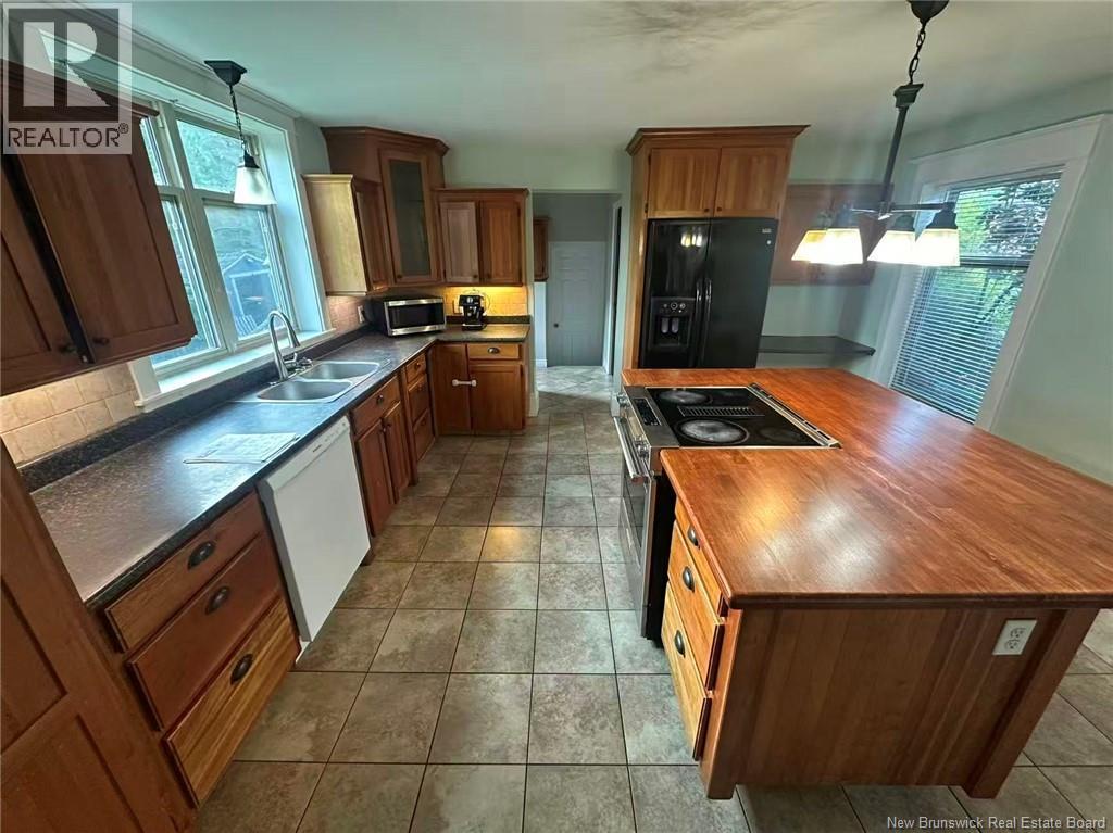 203 Mountain Road - 24