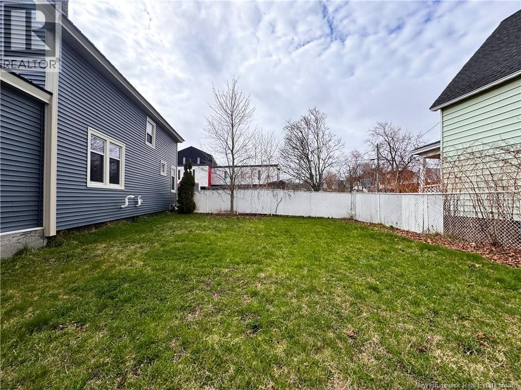 203 Mountain Road - 36