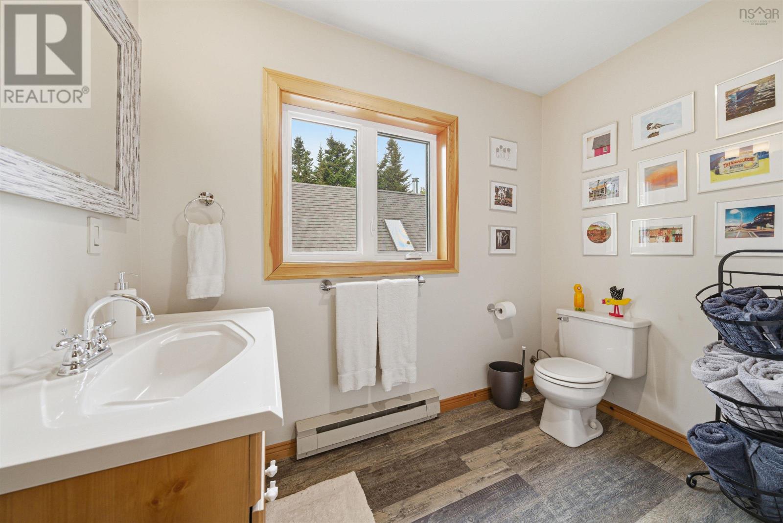 943 West Porters Lake Road - 32