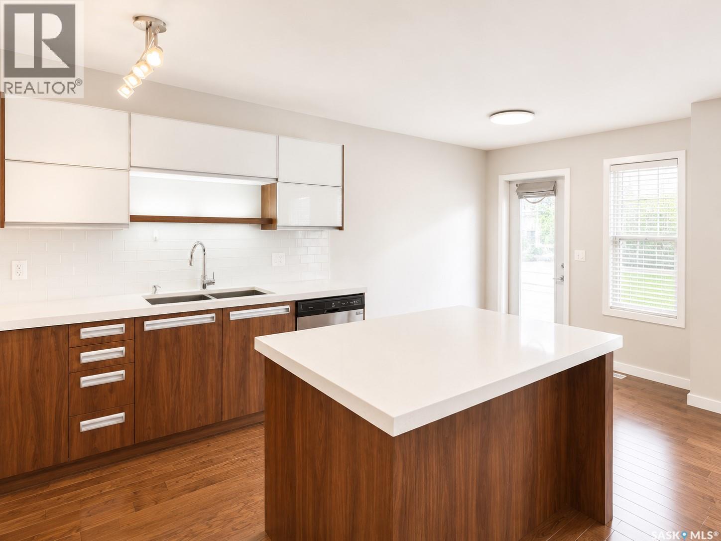 #405 455 Rempel LANE - 4